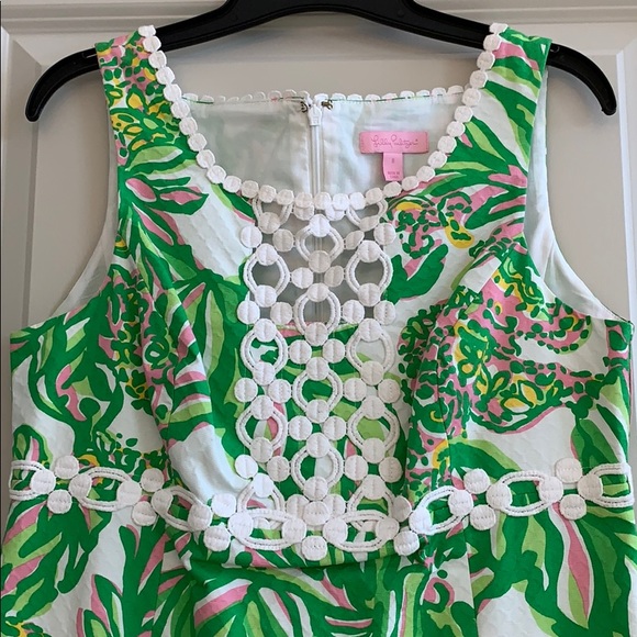 HOST PICK🎉LILLY PULITZER ICONIC APPLIQUÉ DRESS - Picture 3 of 7